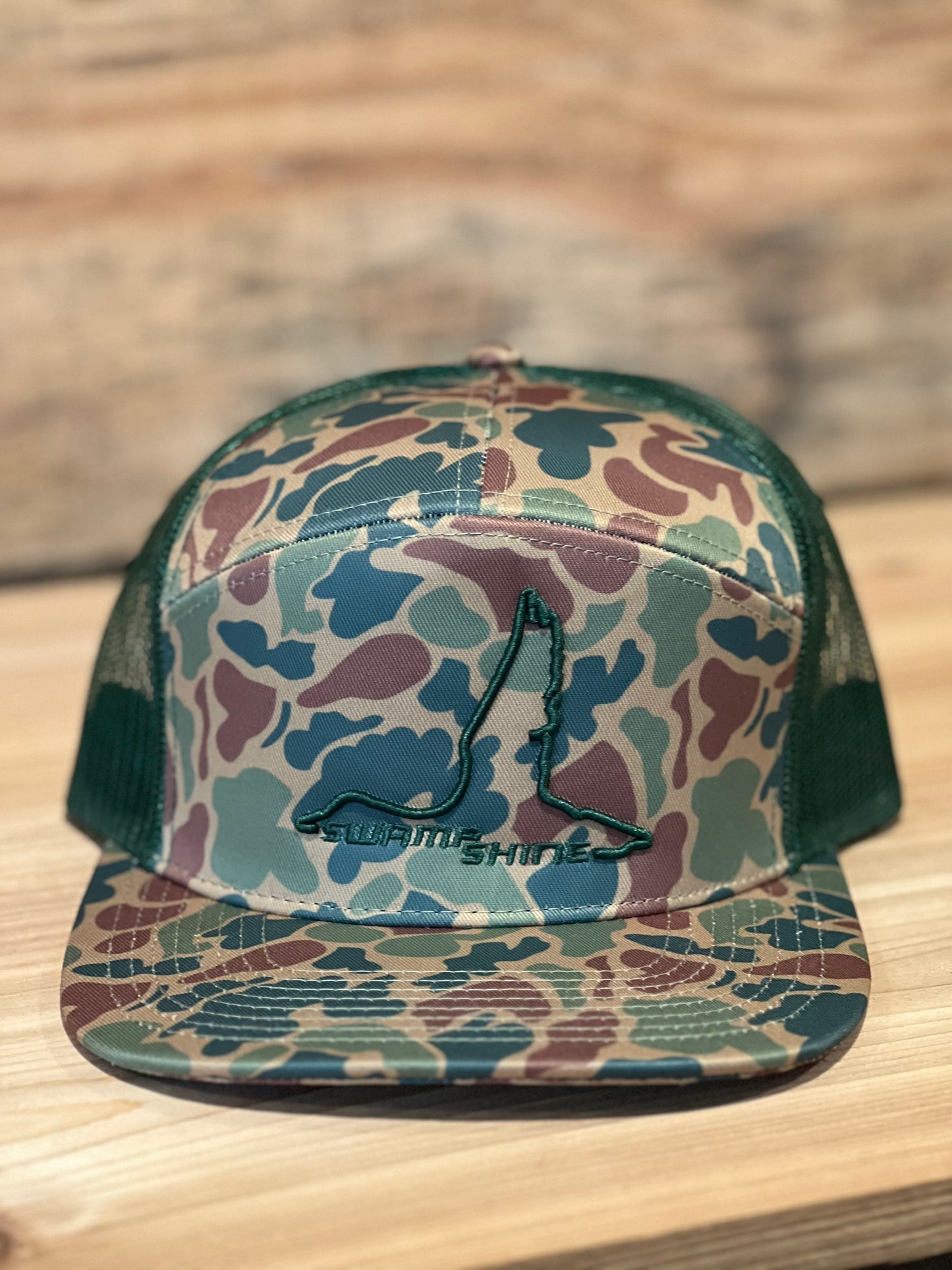 Field 7 Panel Green 3D Logo